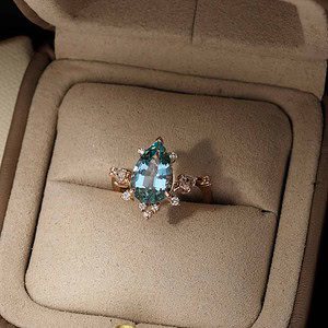 Vintage-designed bespoke aquamarine ring.