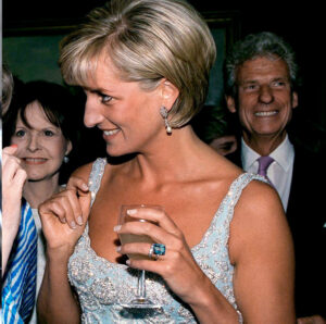 Princess Diana sporting her famed ring: Image courtesy of Shutterstock.