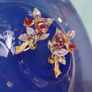 Pink and red spinels: a fantastic combination!