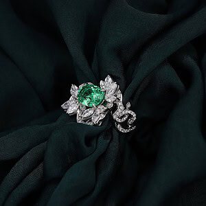 bespoke tsavorite garnet custom rings with diamonds