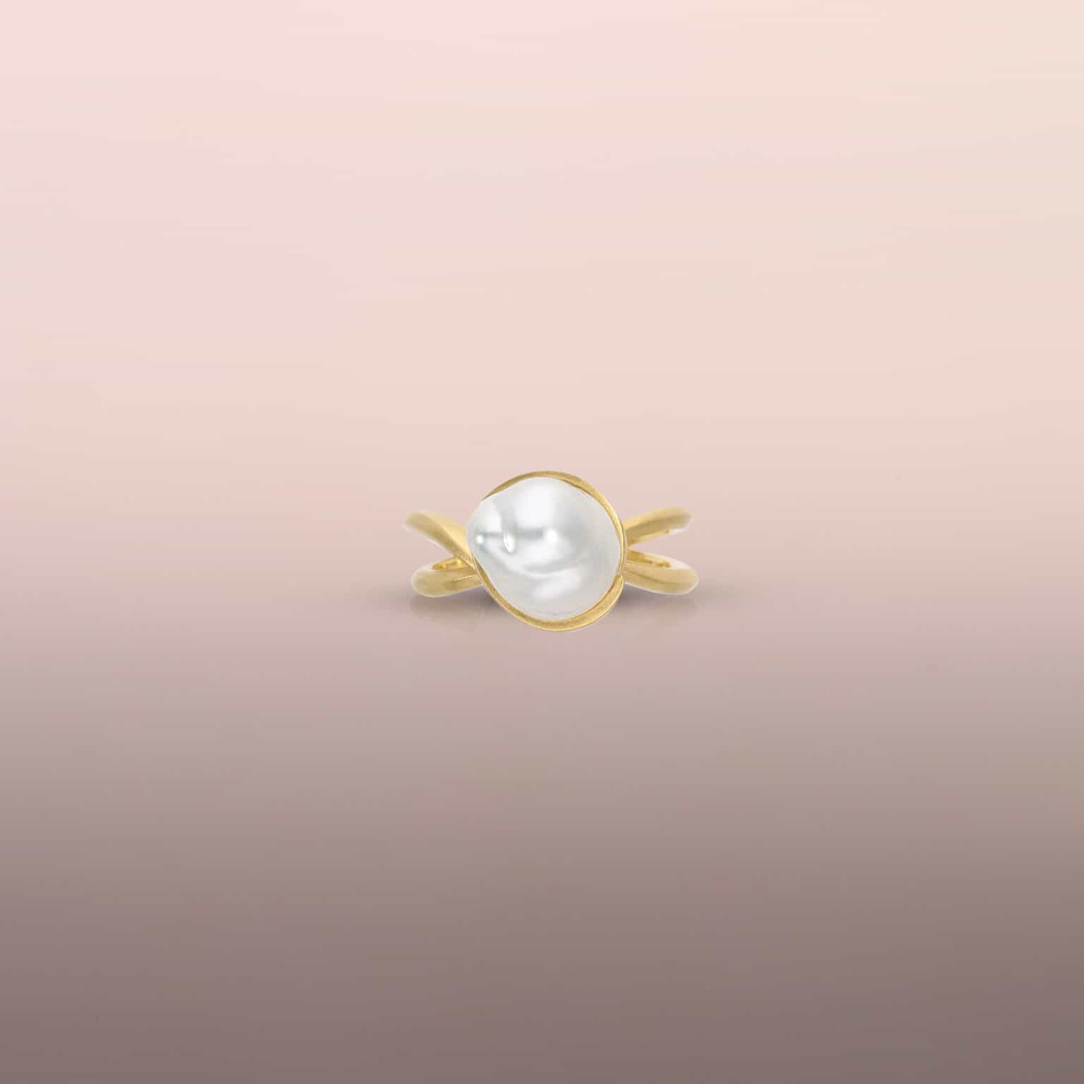 Baroque Pearl Swirl Ring