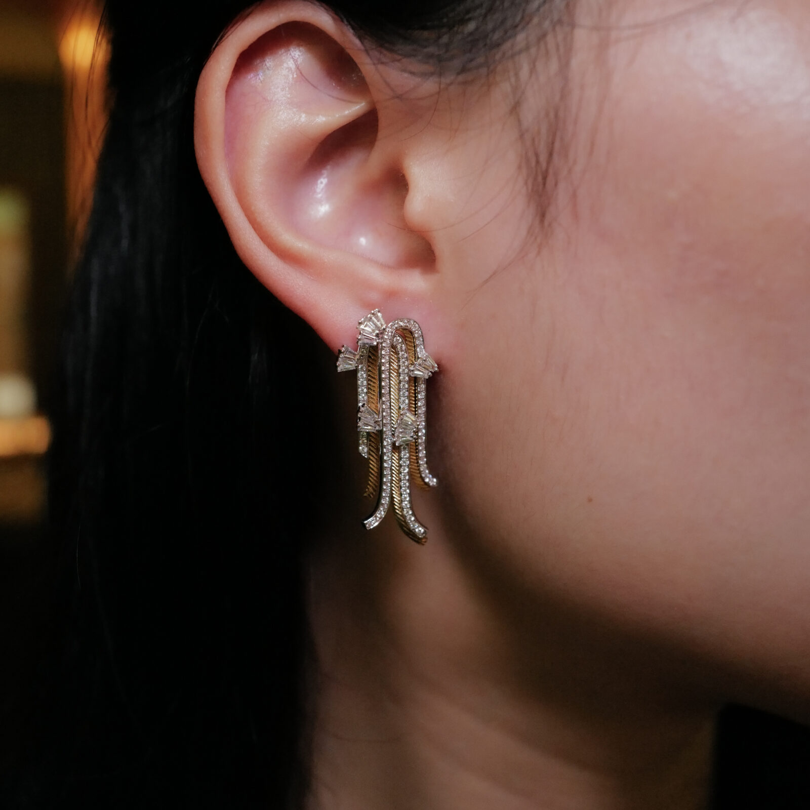 neo diamond earrings