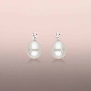 Pearl drop earrings with round brilliant diamonds