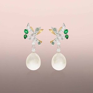 Pearl drop earrings with round brilliant diamonds