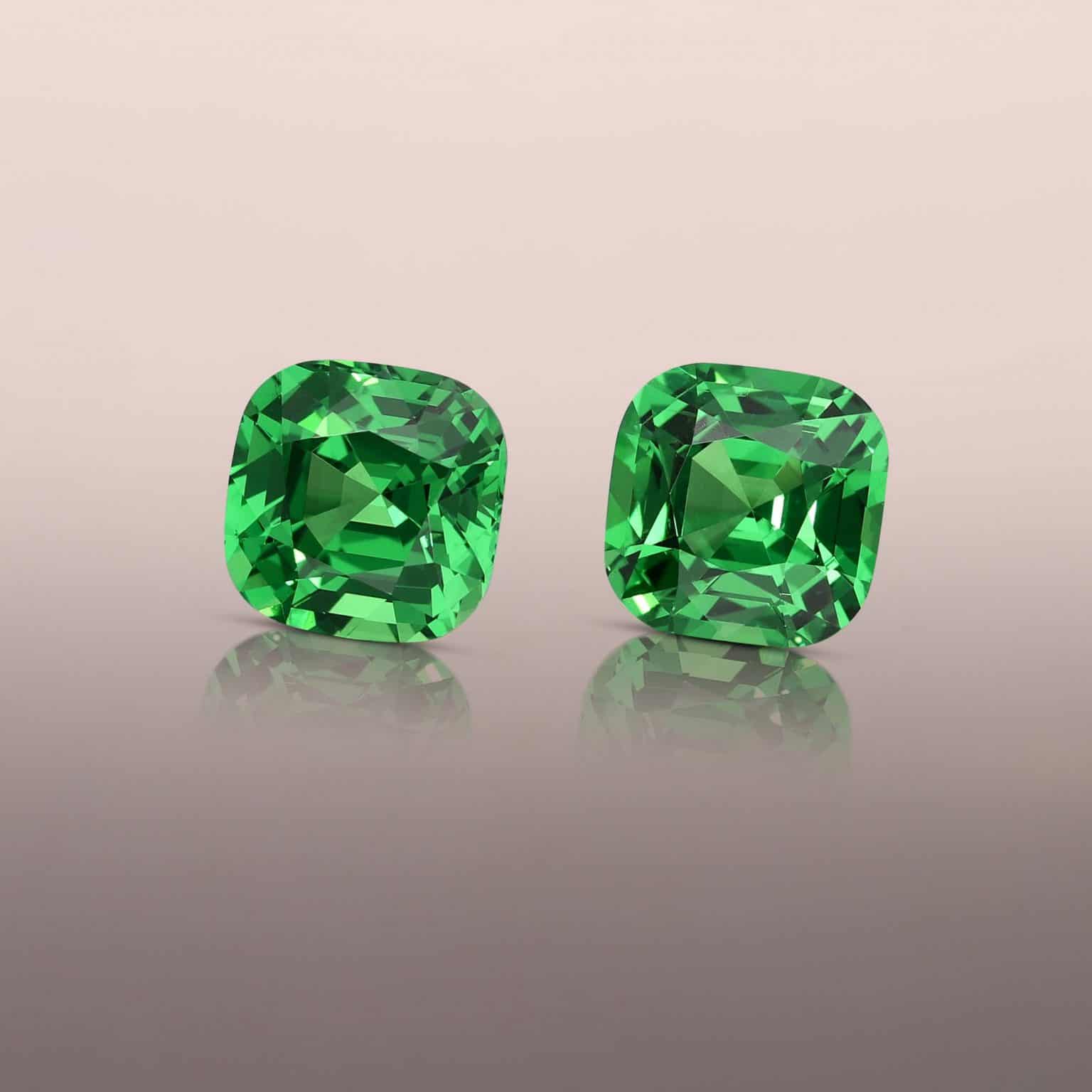 Tsavorite Garnet cushion cut 2p 5.07cts