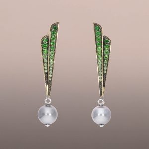 Tsavorite Fan Earrings with Pearl drops
